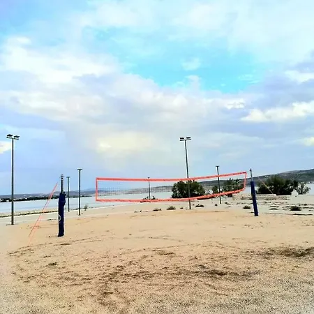 Seline, Pavic Appartement *