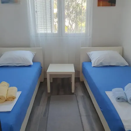 Seline, Pavić Apartament