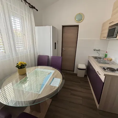 Seline, Pavić * Seline