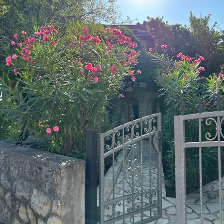 Seline, Pavić Apartament *