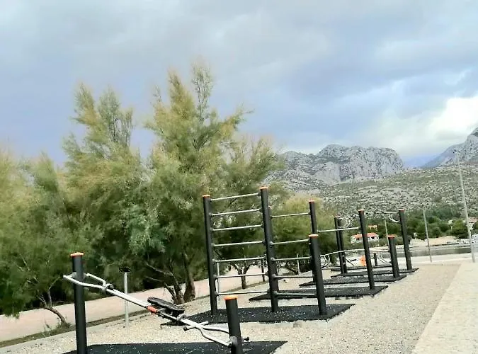 Seline, Pavic Lägenhet