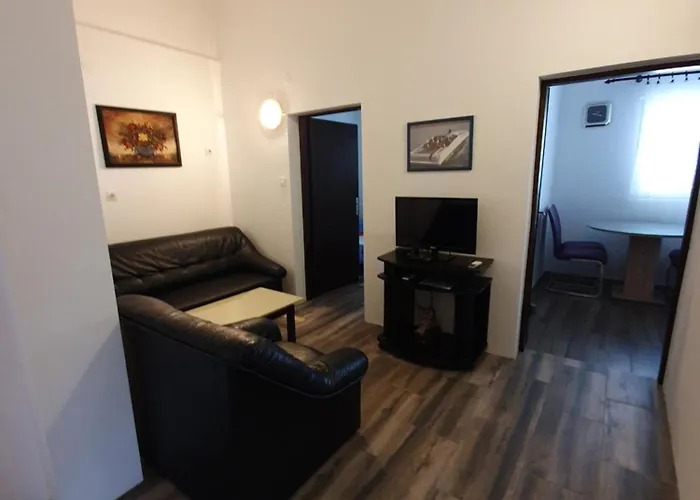 Apartman Seline, Pavic