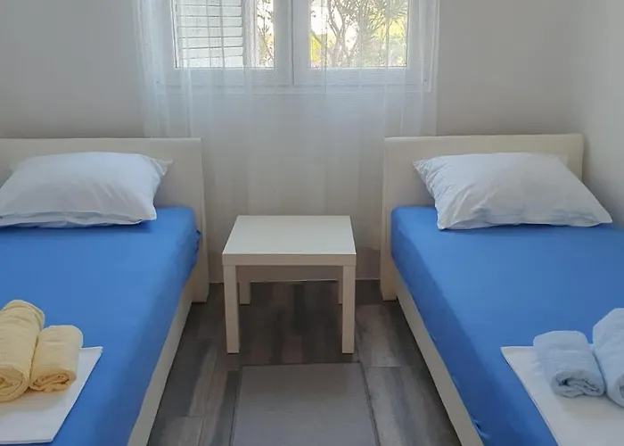 Seline, Pavic Apartman