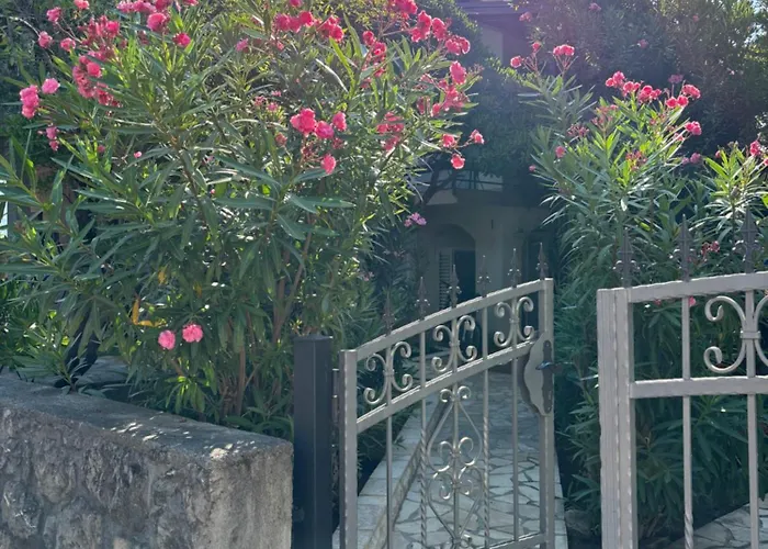 Seline, Pavic Lägenhet *