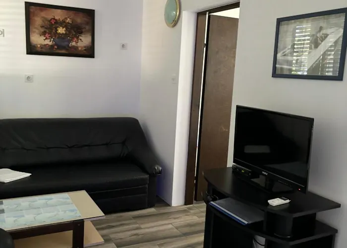 Seline, Pavic Apartment
